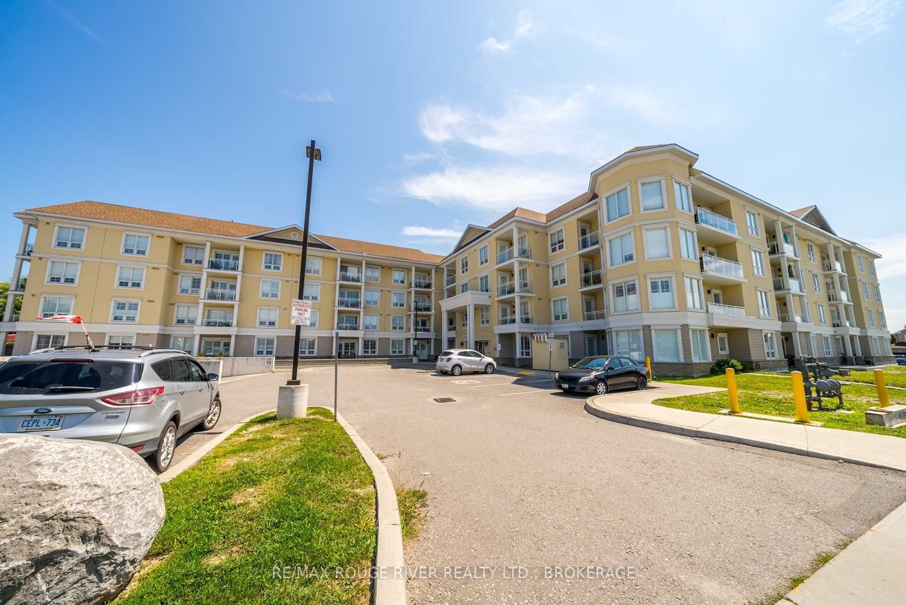 21 Brookhouse Dr, #209