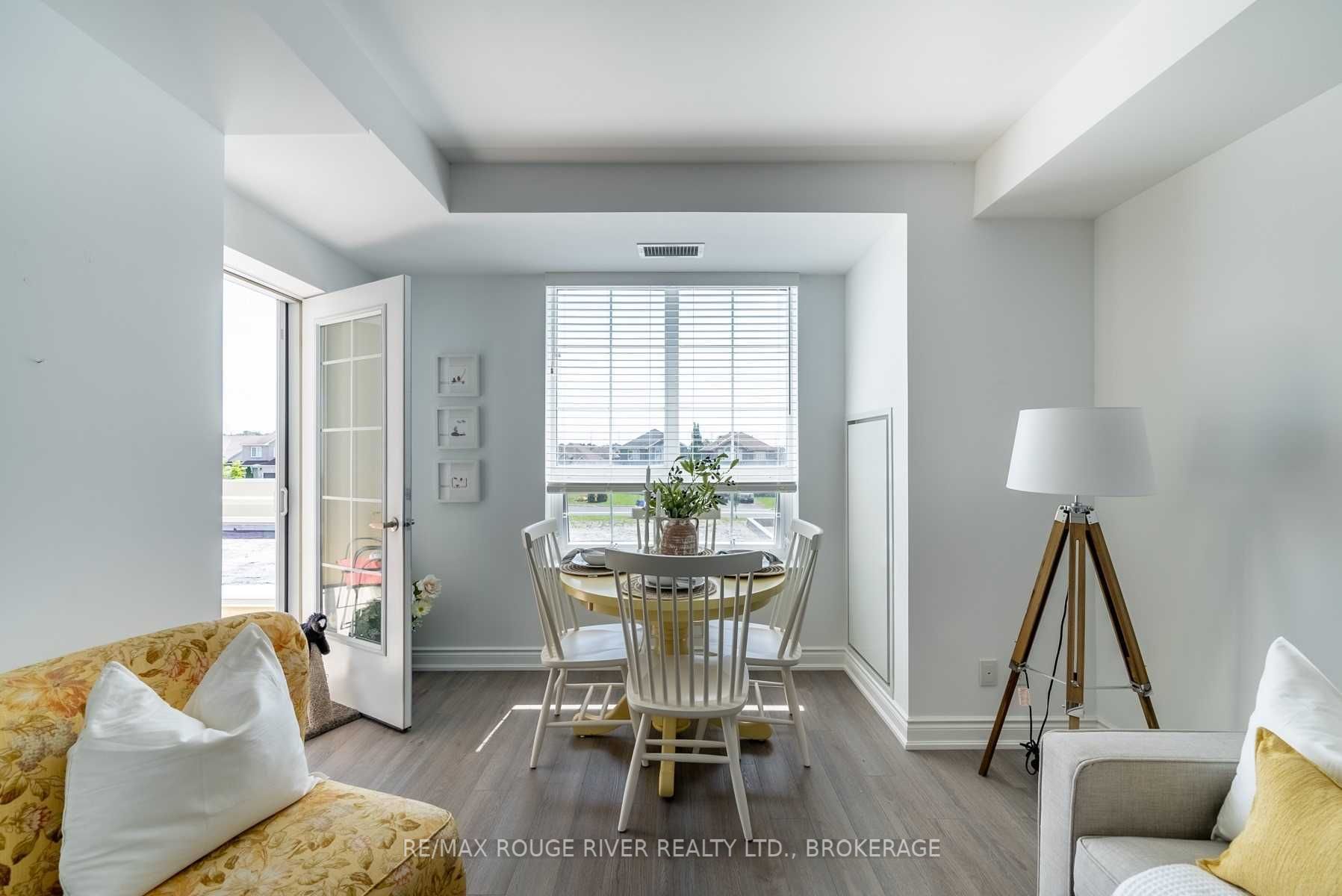 21 Brookhouse Dr, #209