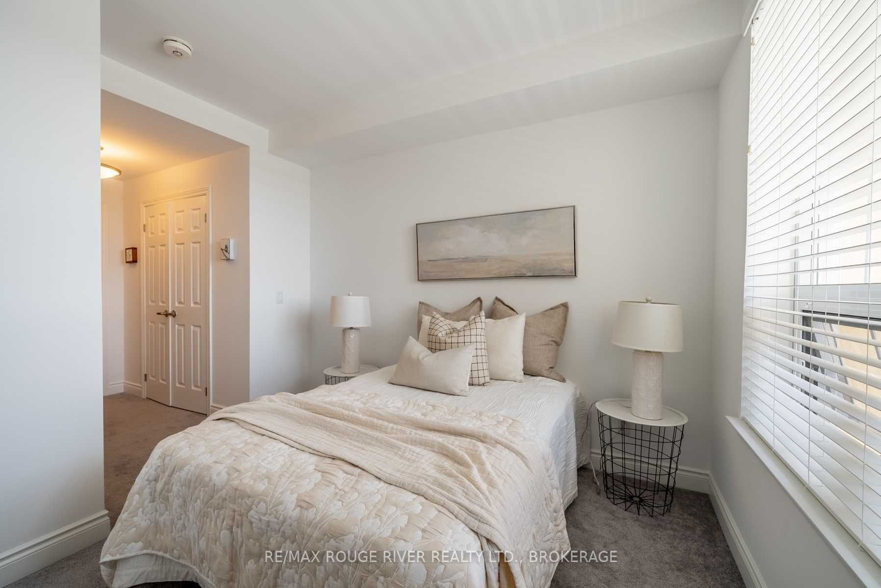 21 Brookhouse Dr, #209