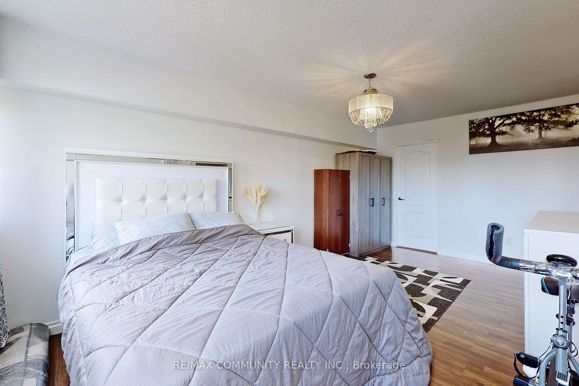2050 Bridletowne Circ, #408