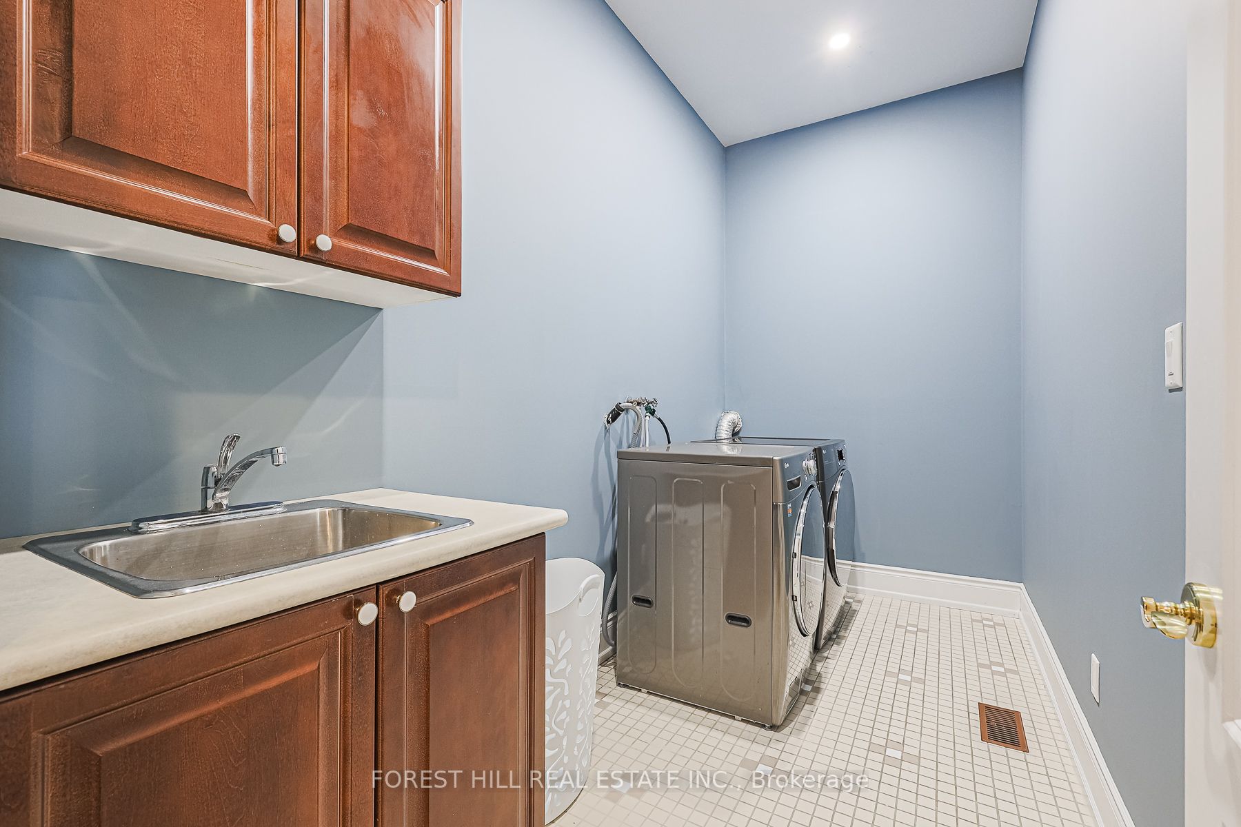 Listing E5994172 - Large Photo # 16