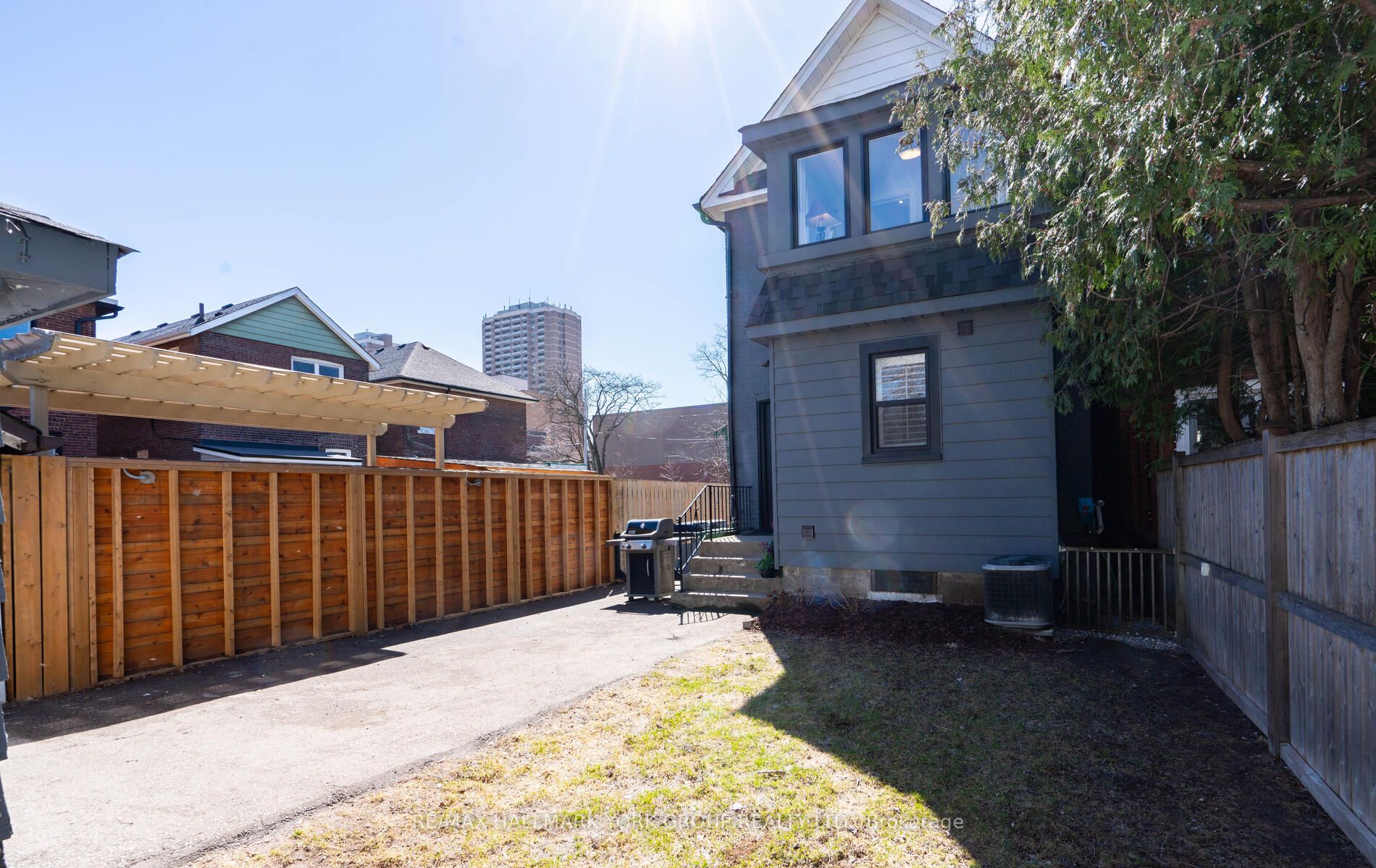 Listing E5995884 - Large Photo # 34