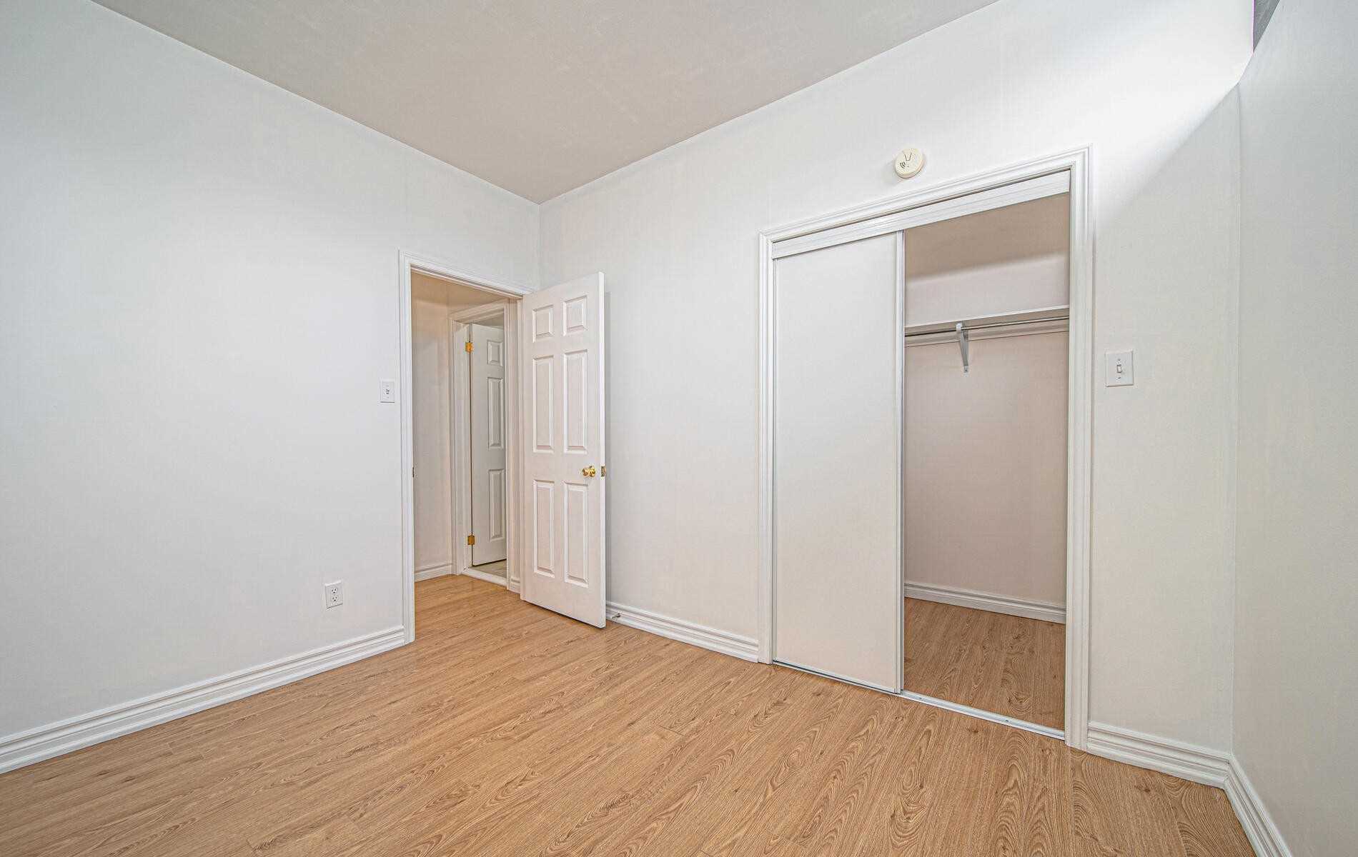 Listing E5995917 - Large Photo # 6