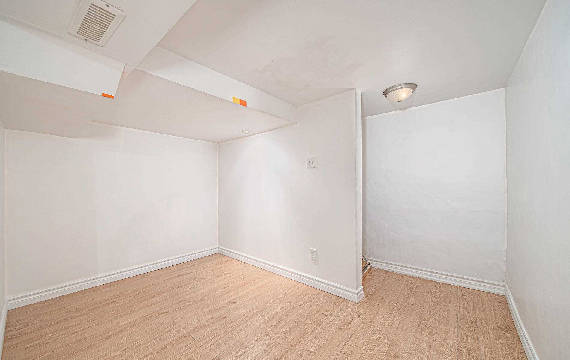 Listing E5995923 - Large Photo # 26