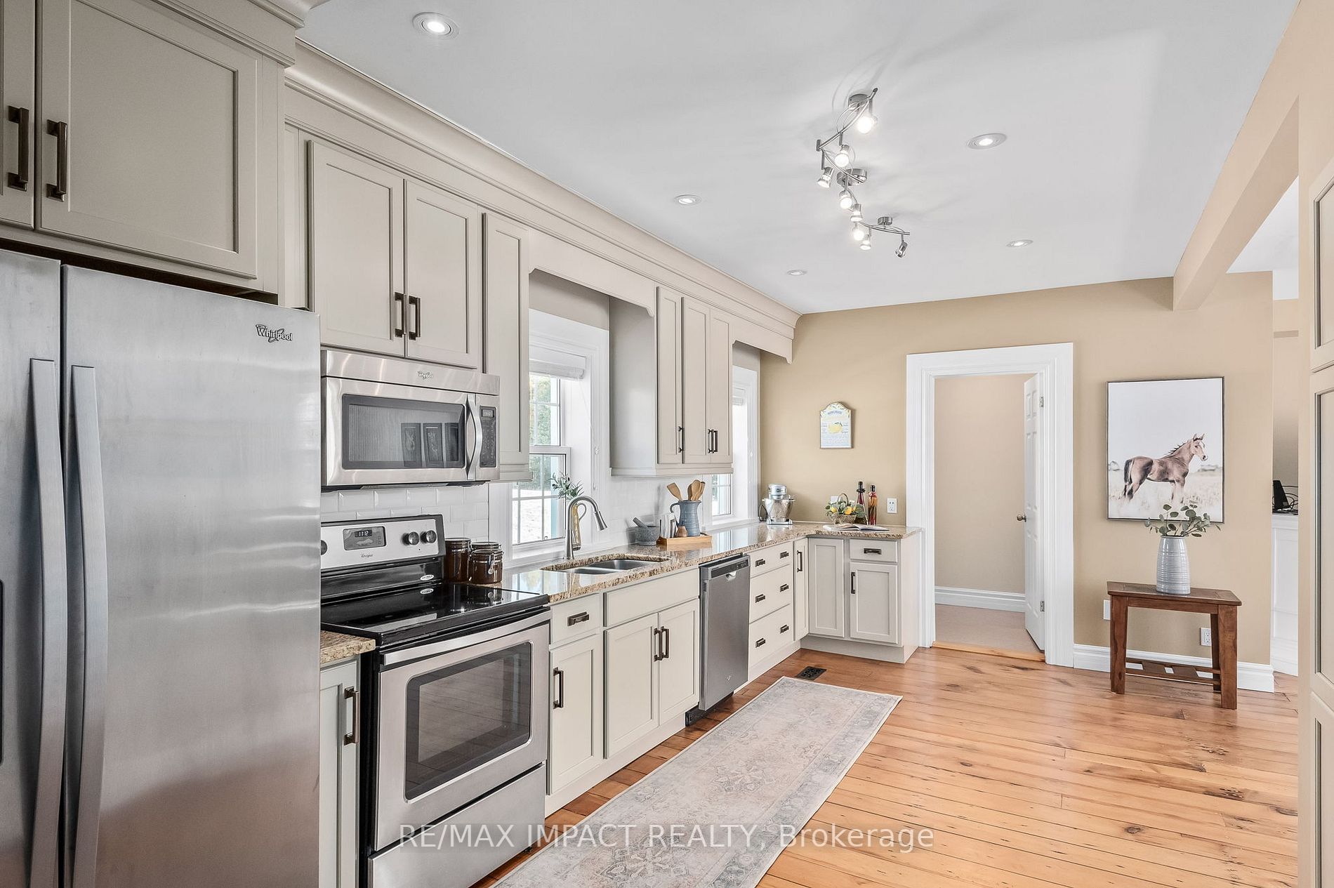 Listing E5996140 - Large Photo # 13