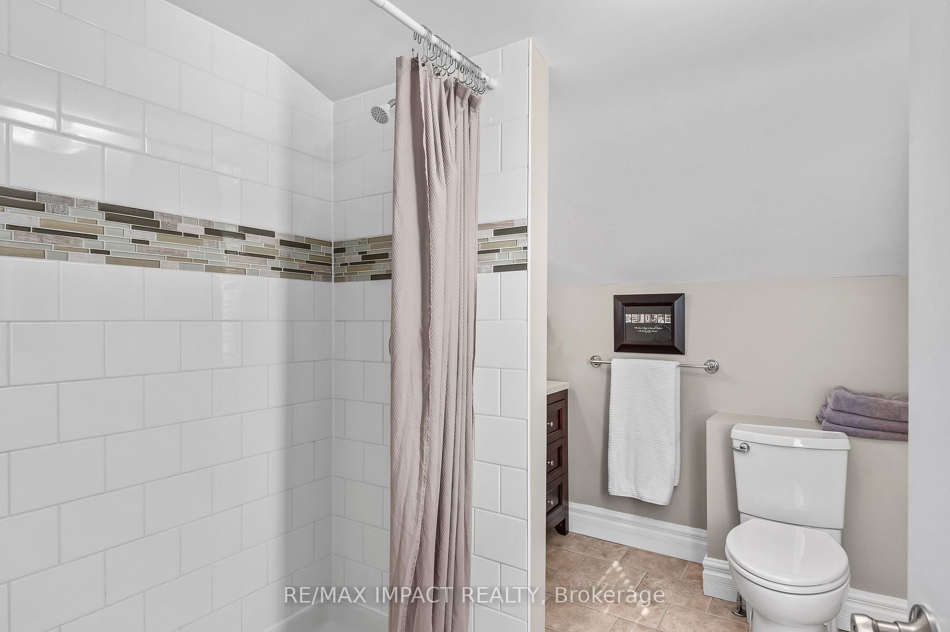 Listing E5996140 - Large Photo # 25
