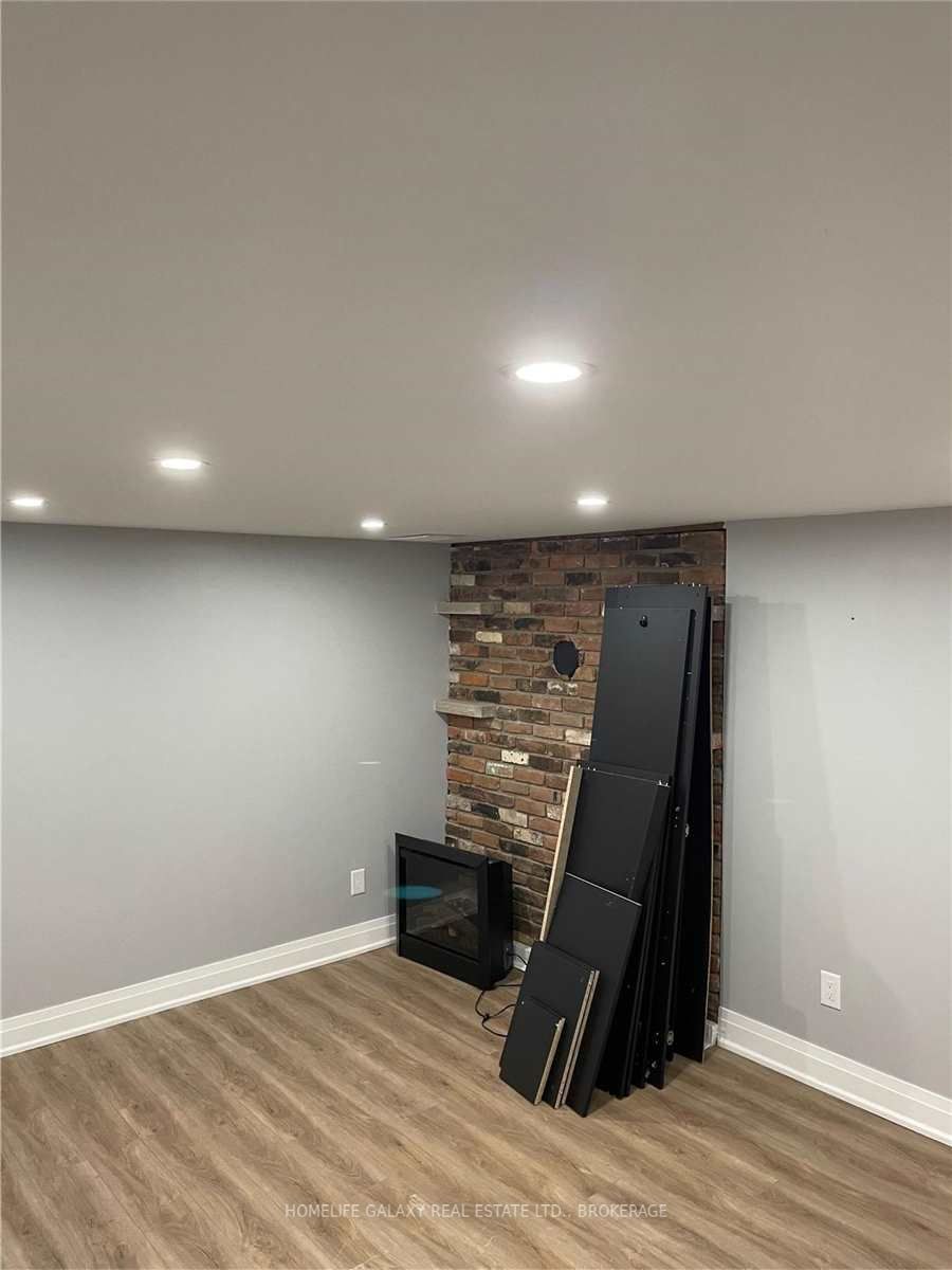 Listing E5996431 - Large Photo # 3