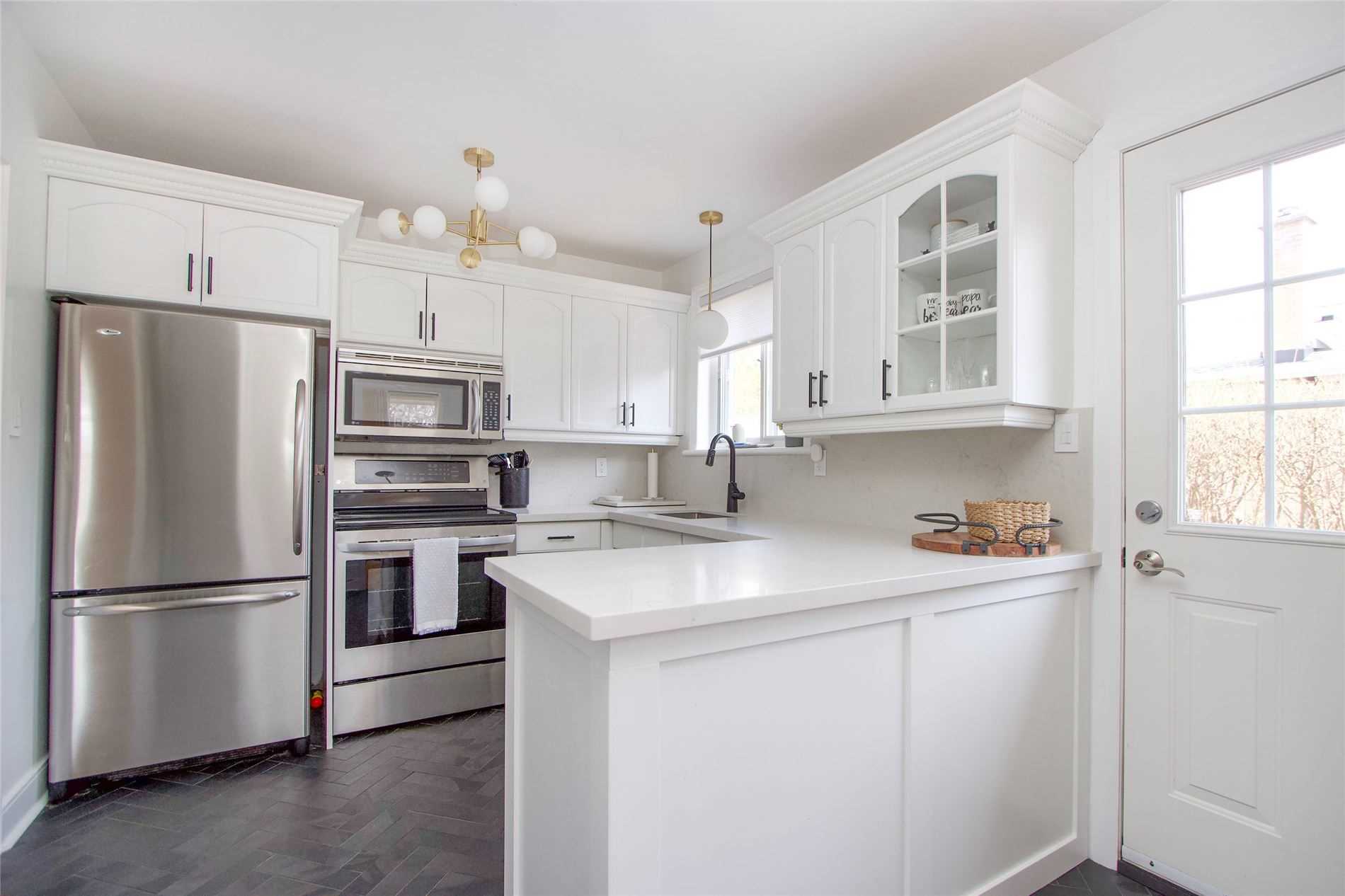 1350 Tatra Drive