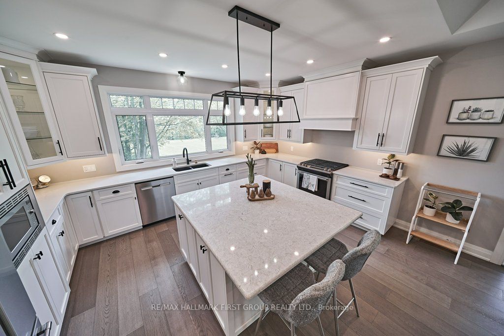 4605 Hancock Rd