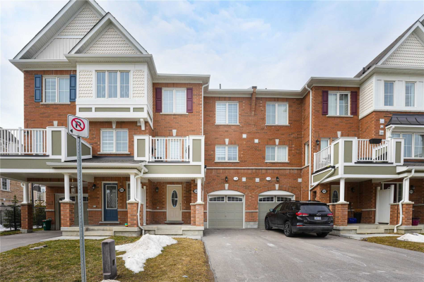 2483 Fall Harvest Cres, Pickering