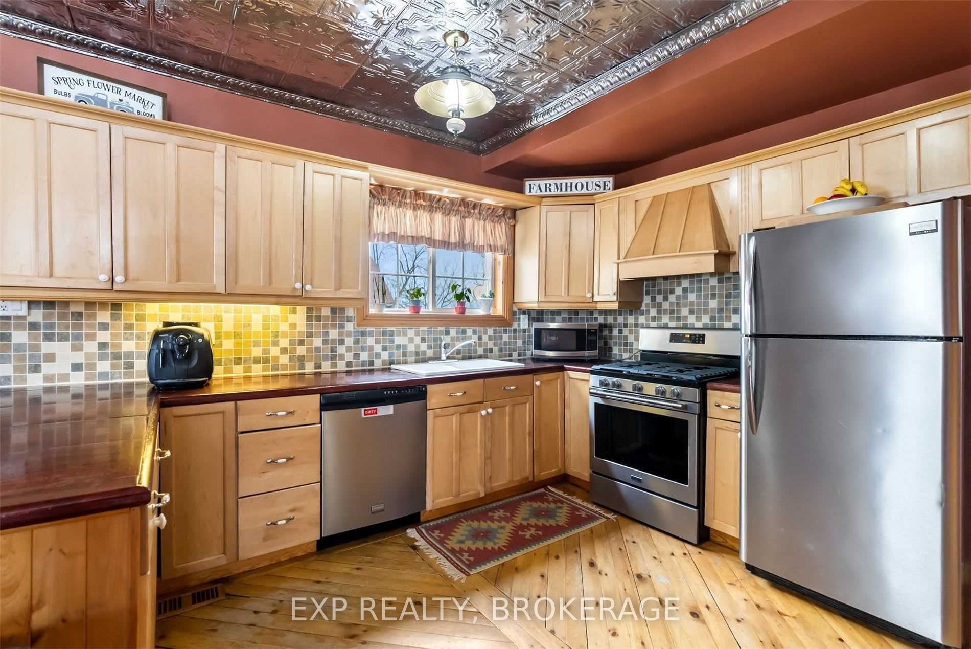 Listing E5999185 - Large Photo # 2