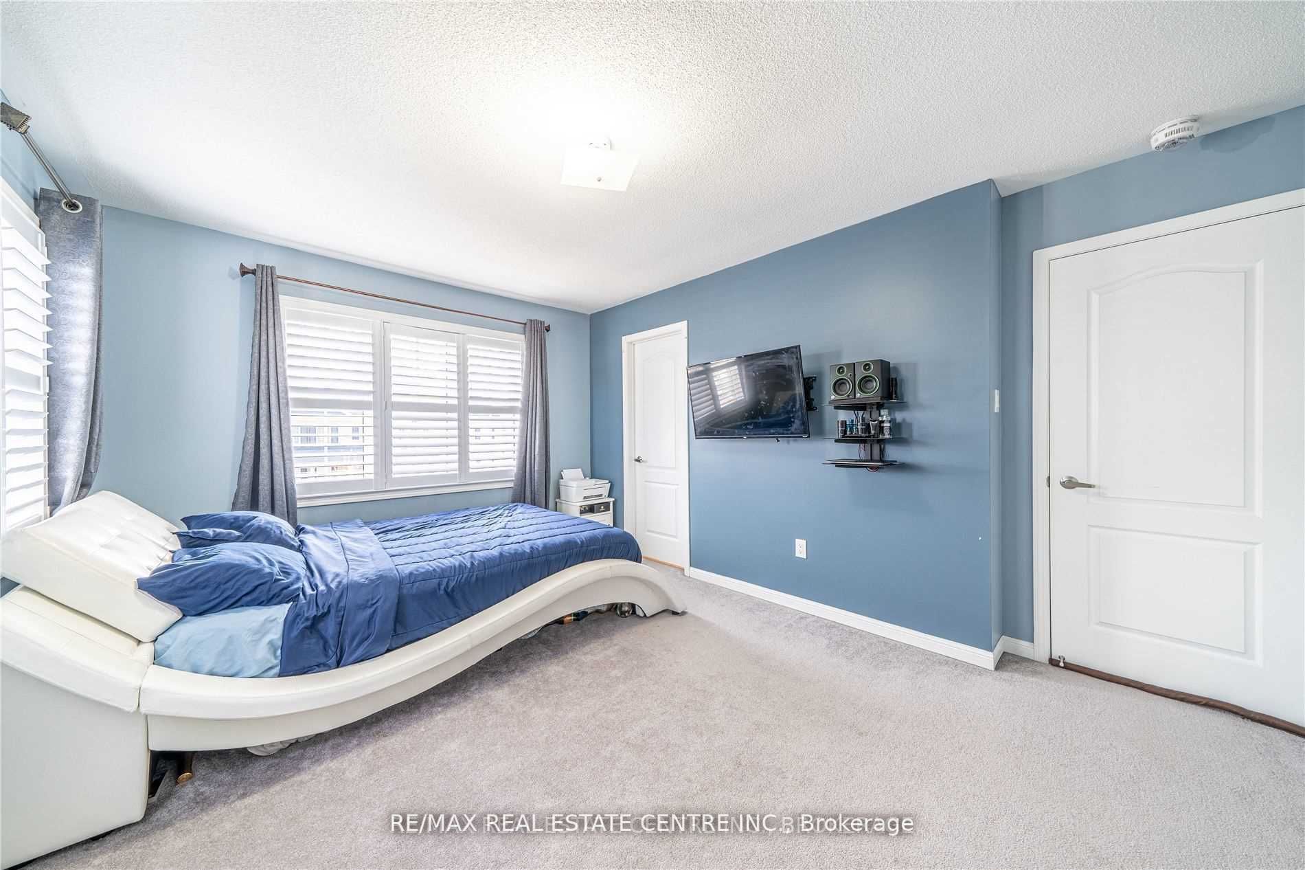 Listing E5999556 - Large Photo # 25