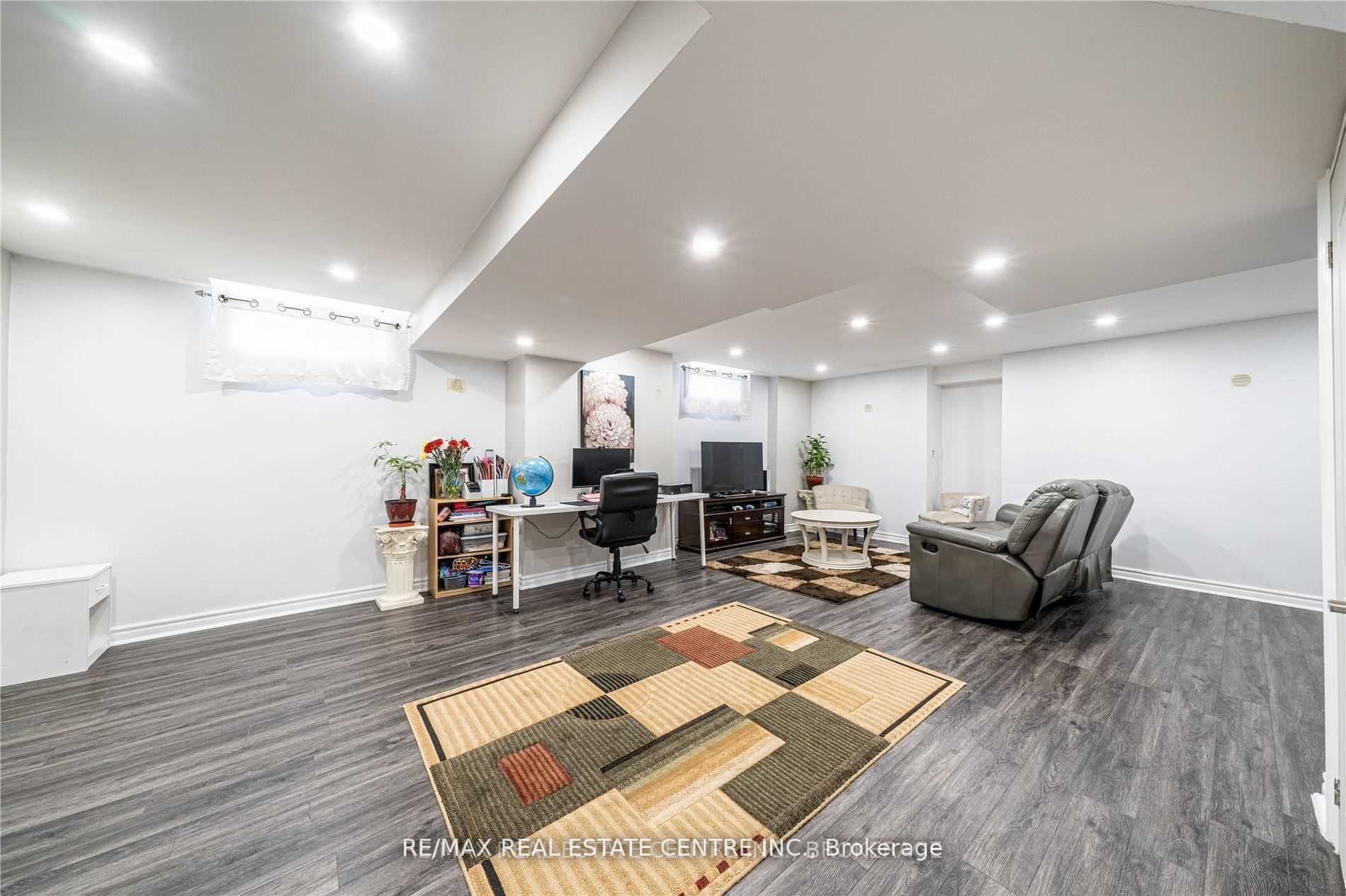 Listing E5999556 - Large Photo # 38
