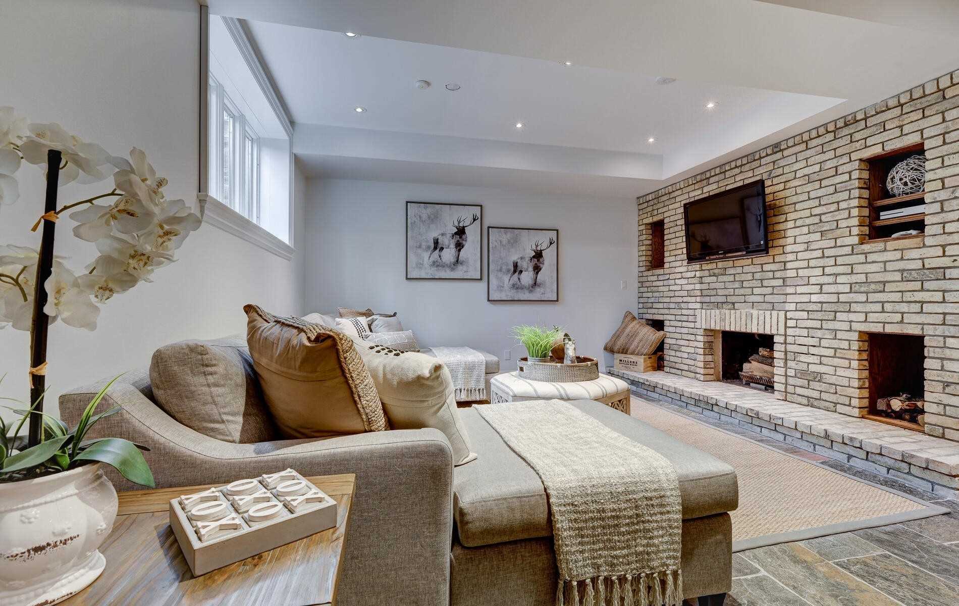 505 King St, Whitby