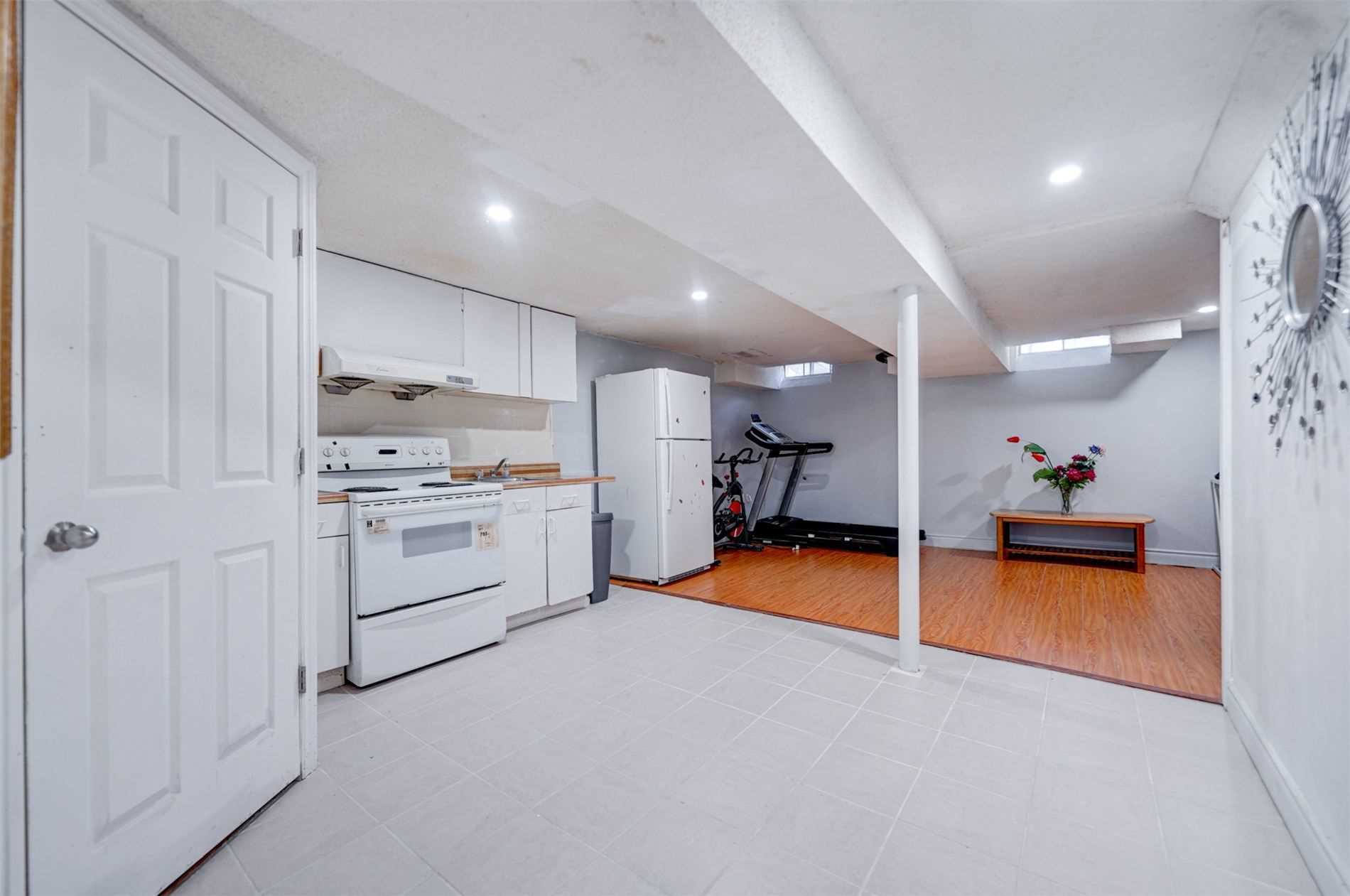 58 Tambrook Dr