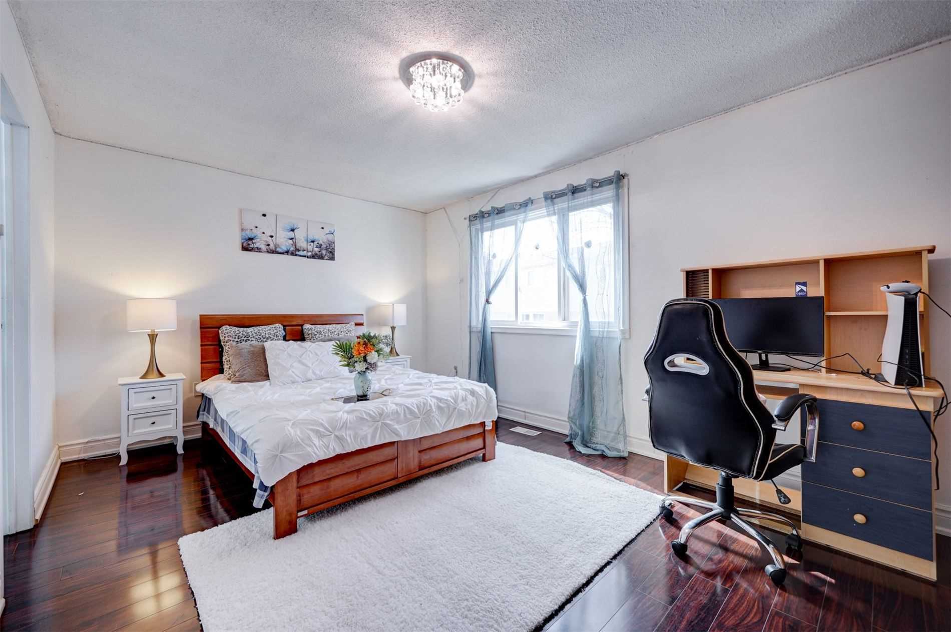58 Tambrook Dr