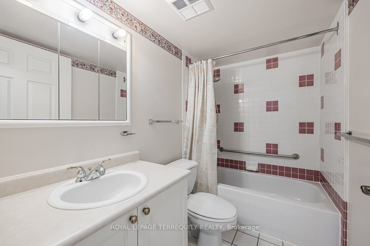 115 Bonis Ave, #316