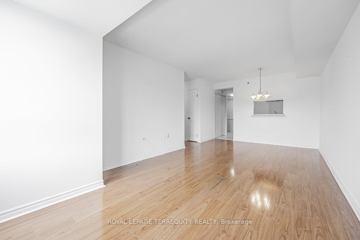 115 Bonis Ave, #316