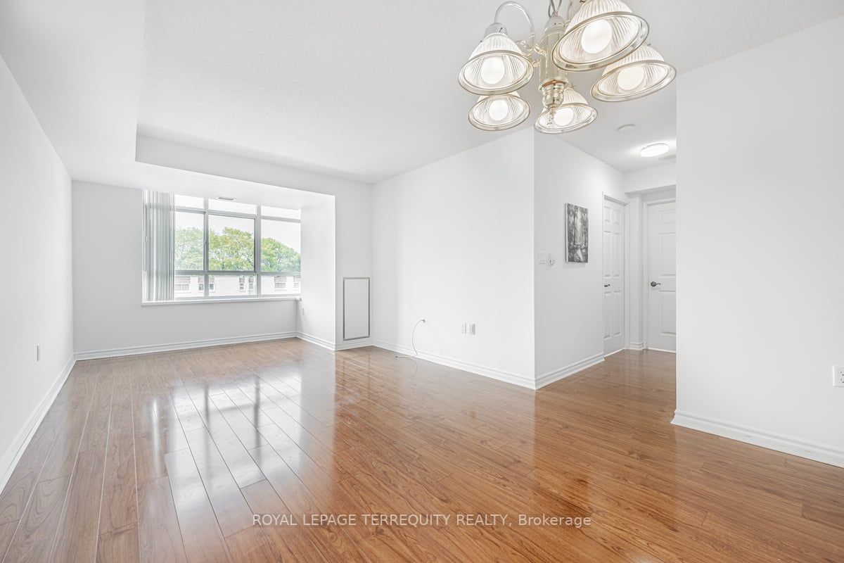 115 Bonis Ave, #316