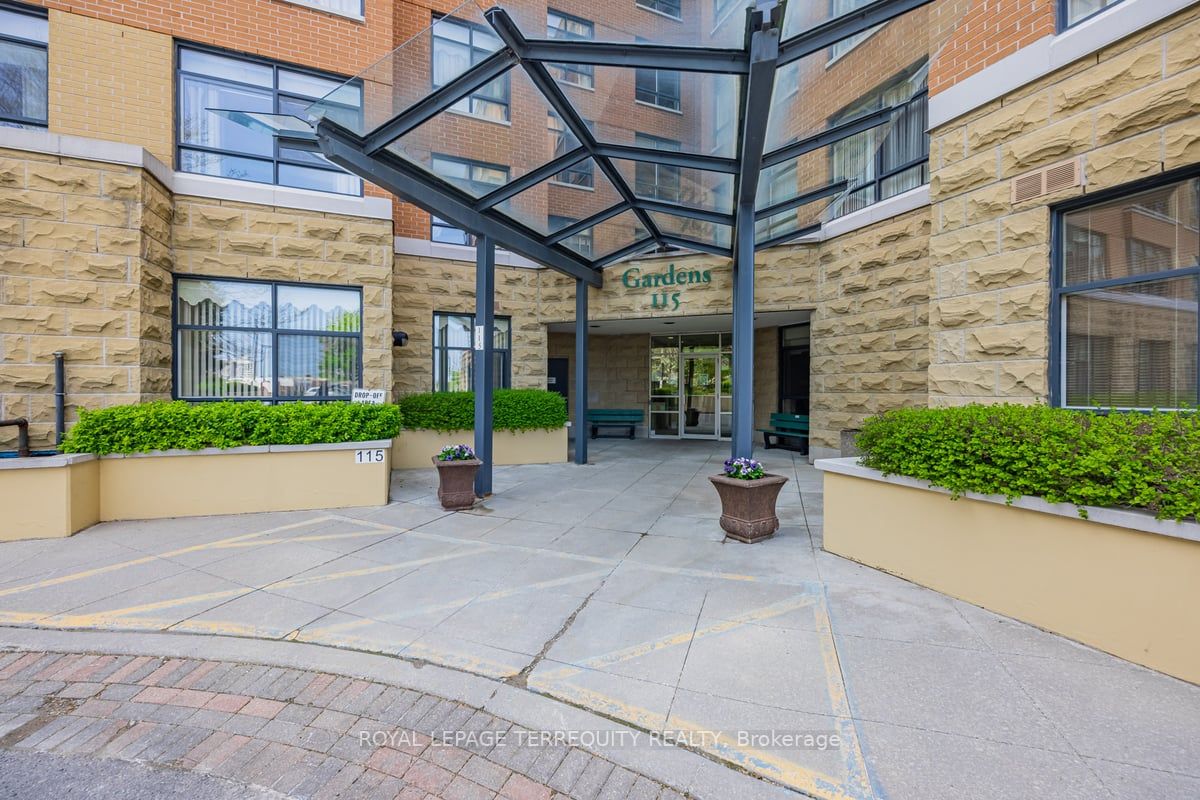 115 Bonis Ave, #316