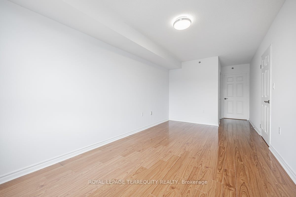 115 Bonis Ave, #316