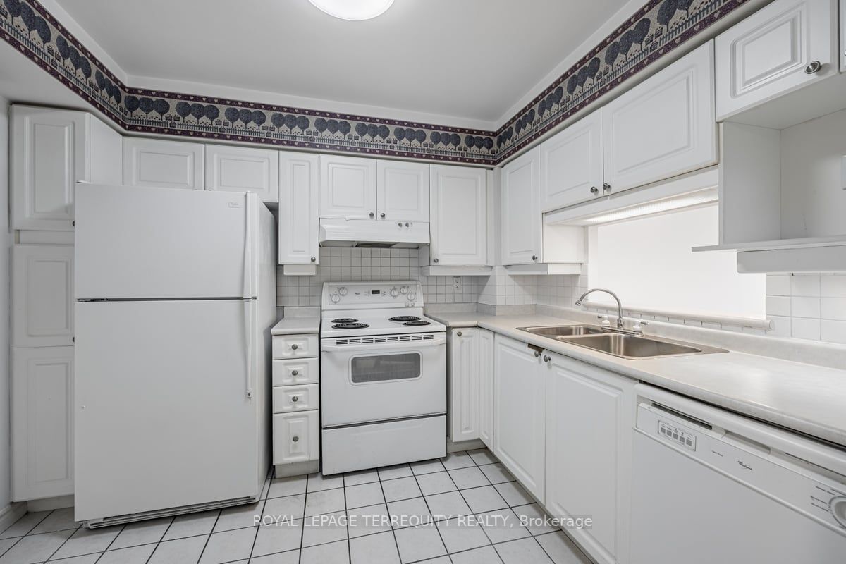 115 Bonis Ave, #316
