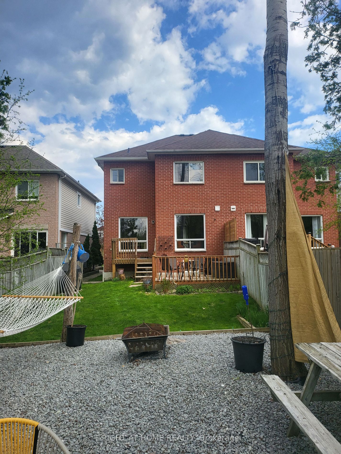 165 Rouge Forest Cres E