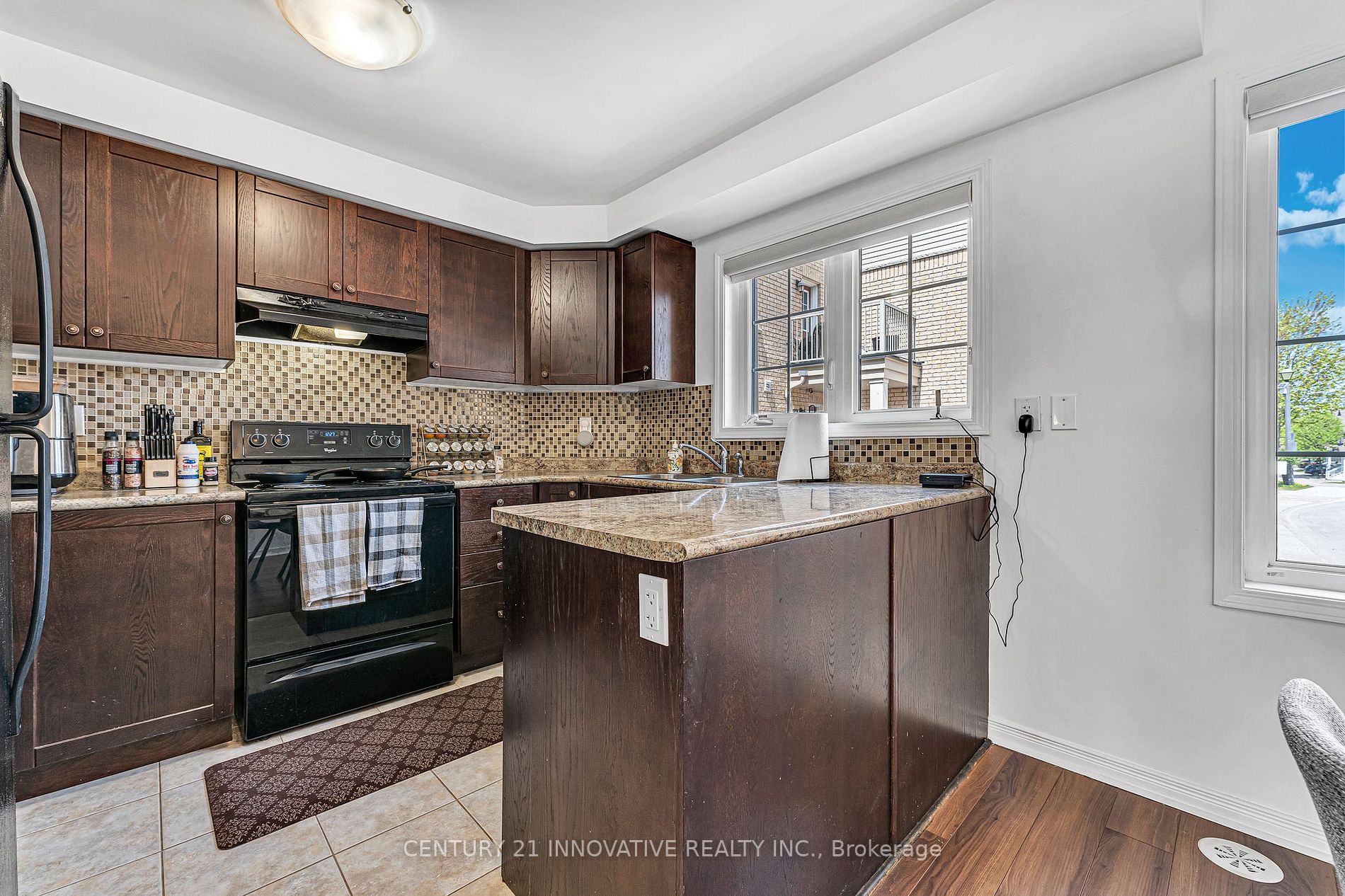 Listing E6000568 - Large Photo # 12