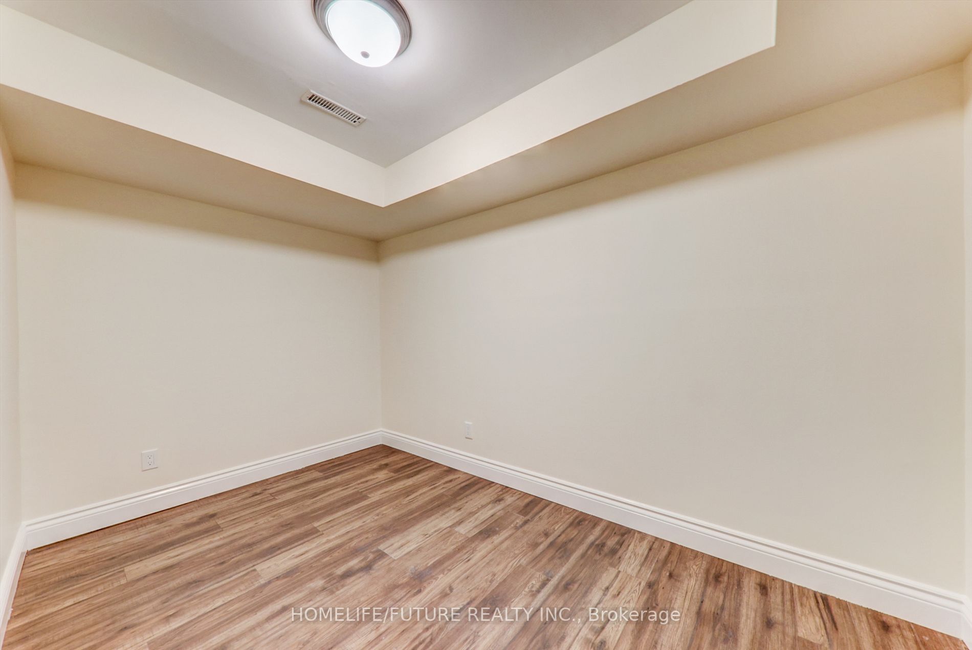 Listing E6000684 - Large Photo # 32