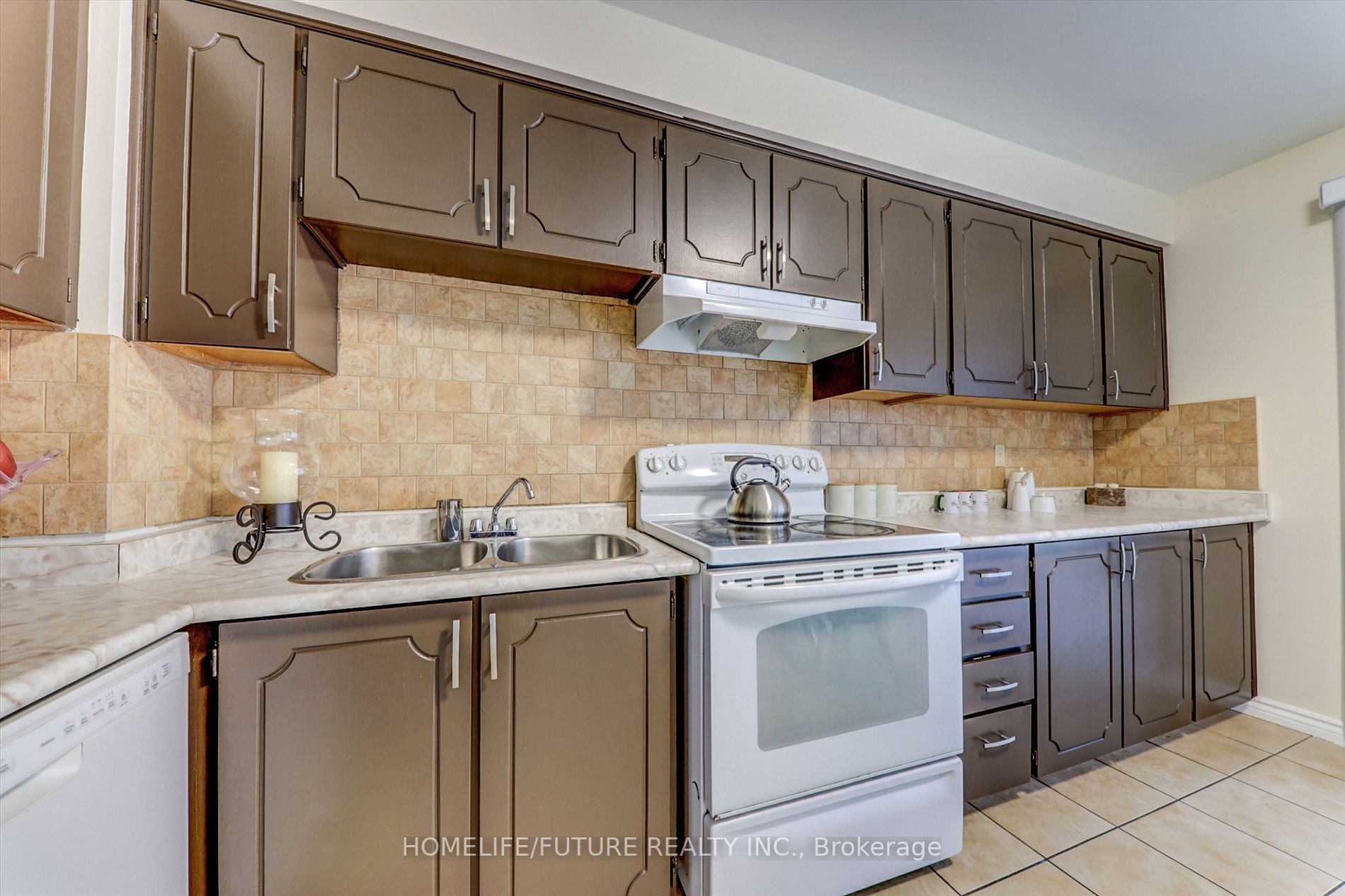 Listing E6000684 - Large Photo # 18