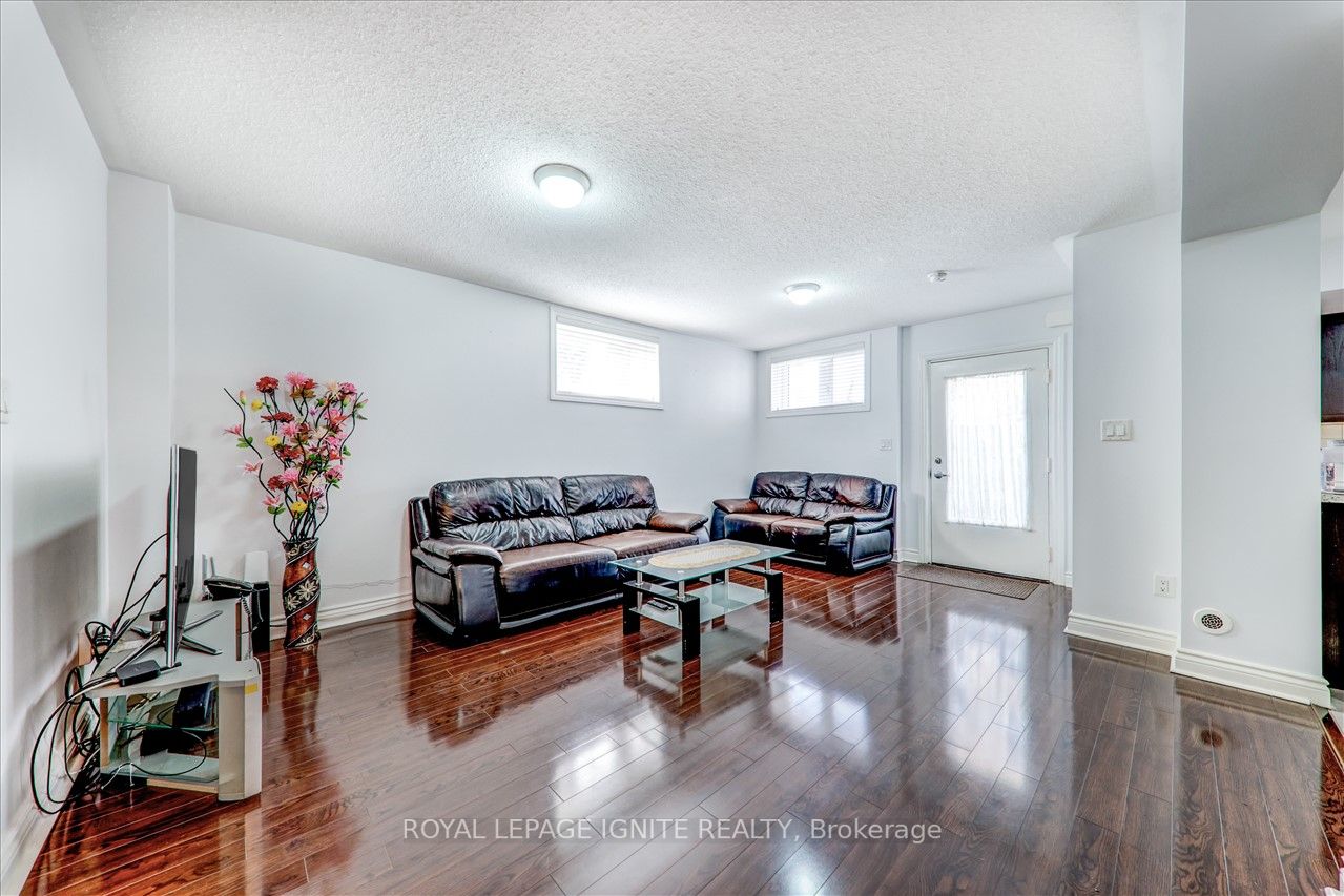 1785 Markham Road, #101