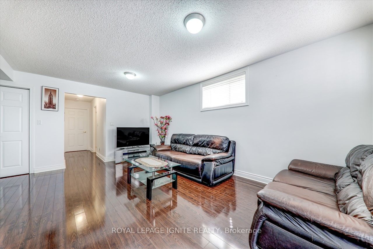 1785 Markham Road, #101