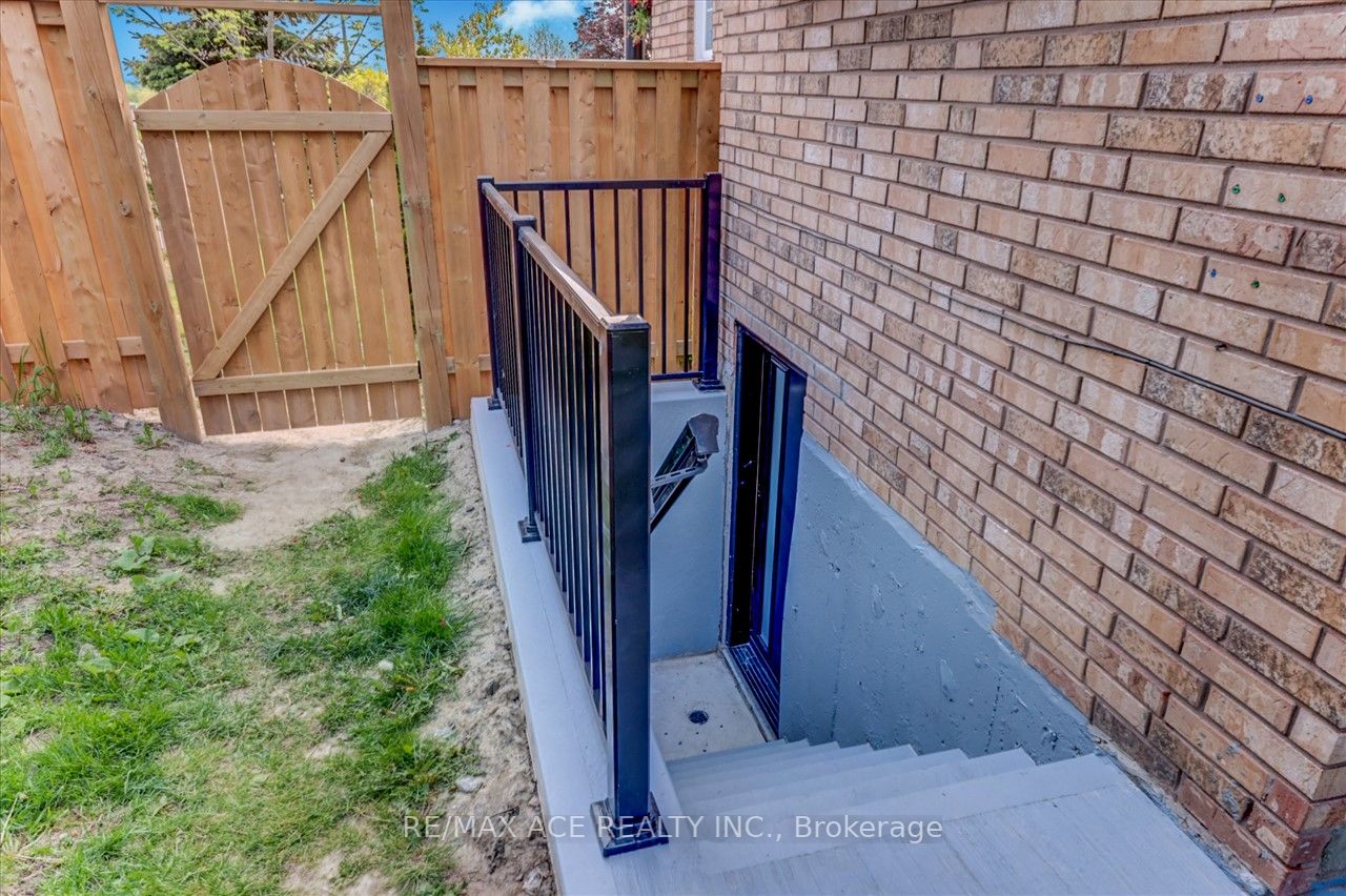 Listing E6001884 - Large Photo # 31