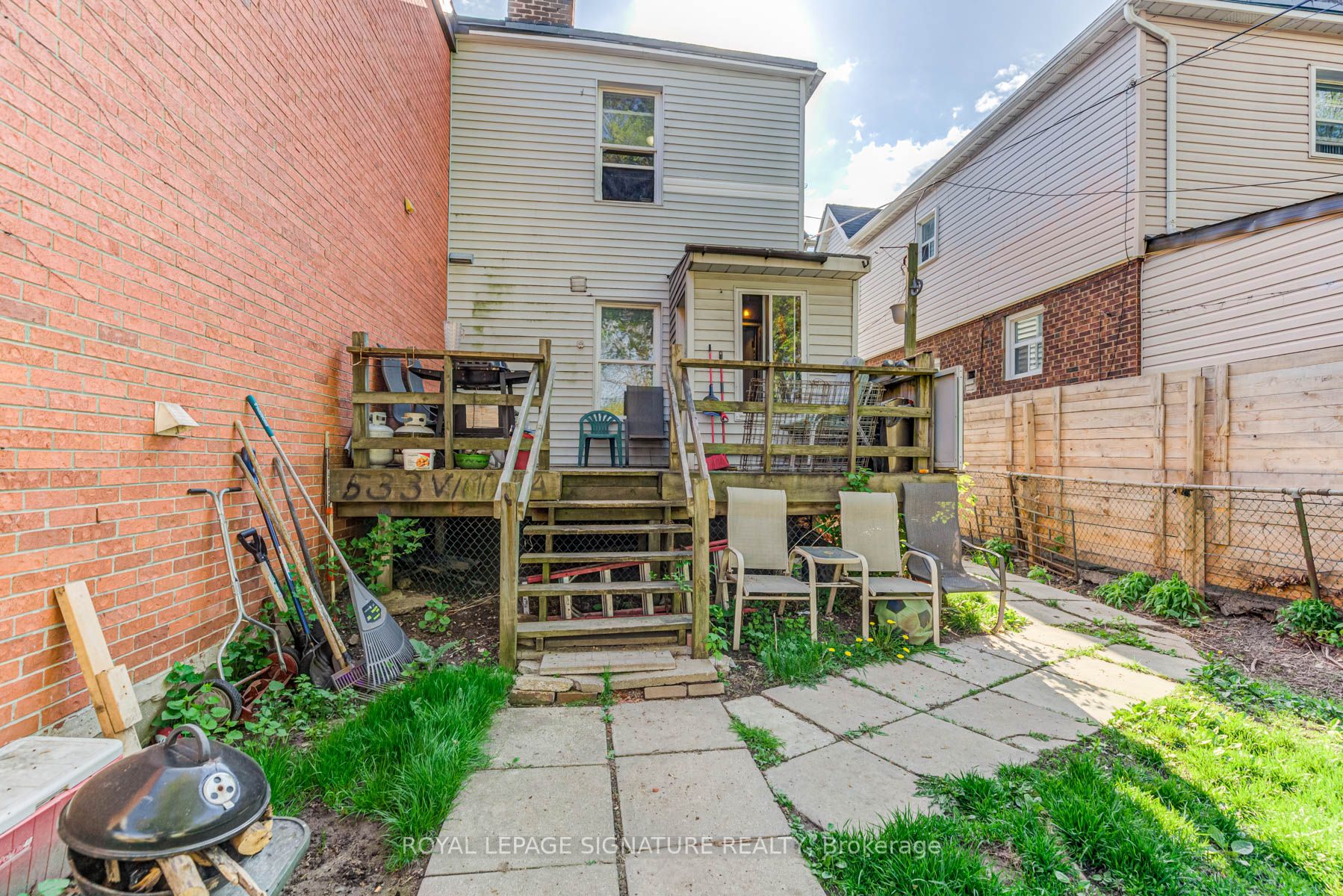 533 Victoria Pk Ave