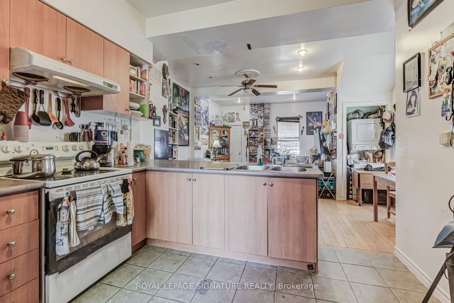 533 Victoria Pk Ave