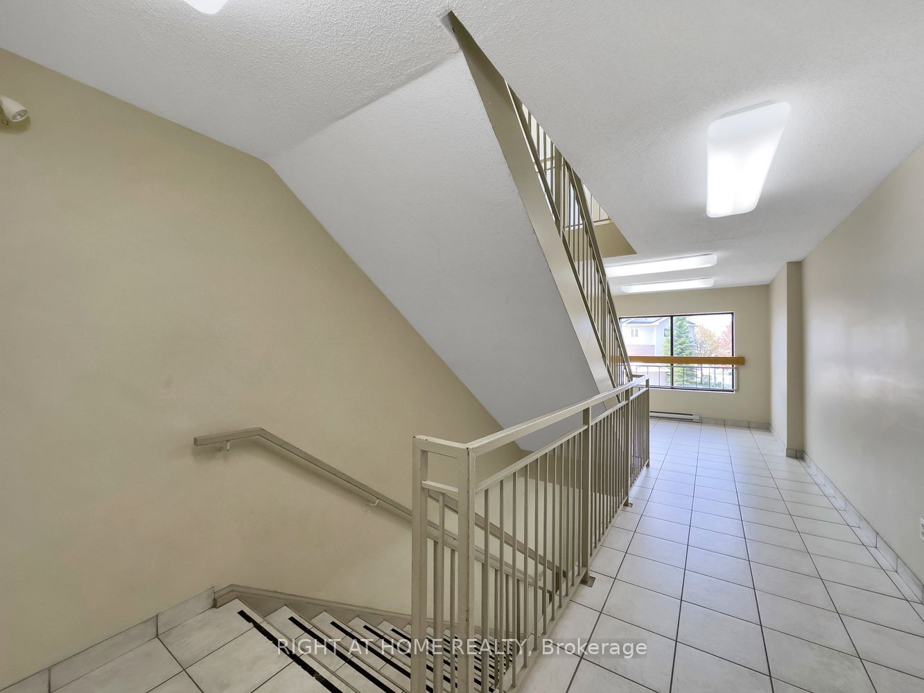 Listing E6003648 - Large Photo # 33