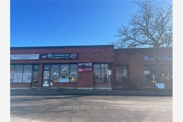 1735 Bayly St, Pickering