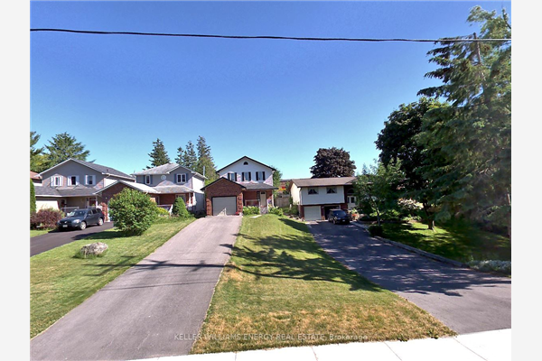 53 Wilmot St, Clarington