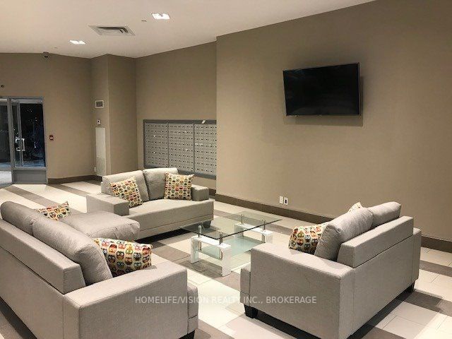 2150 Lawrence Avenue E, #905