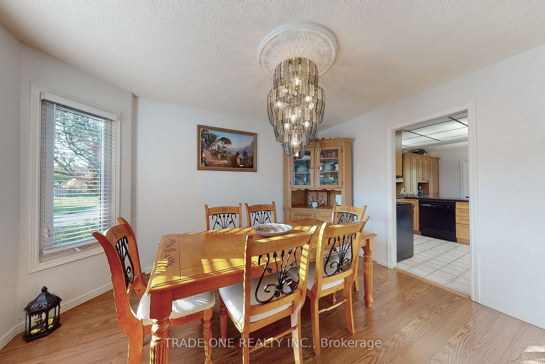 Listing E6006556 - Large Photo # 11