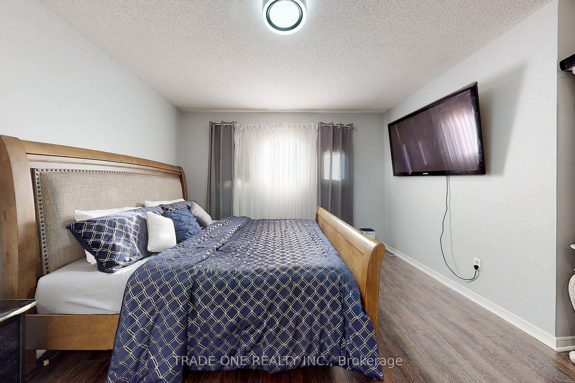 Listing E6006556 - Large Photo # 23