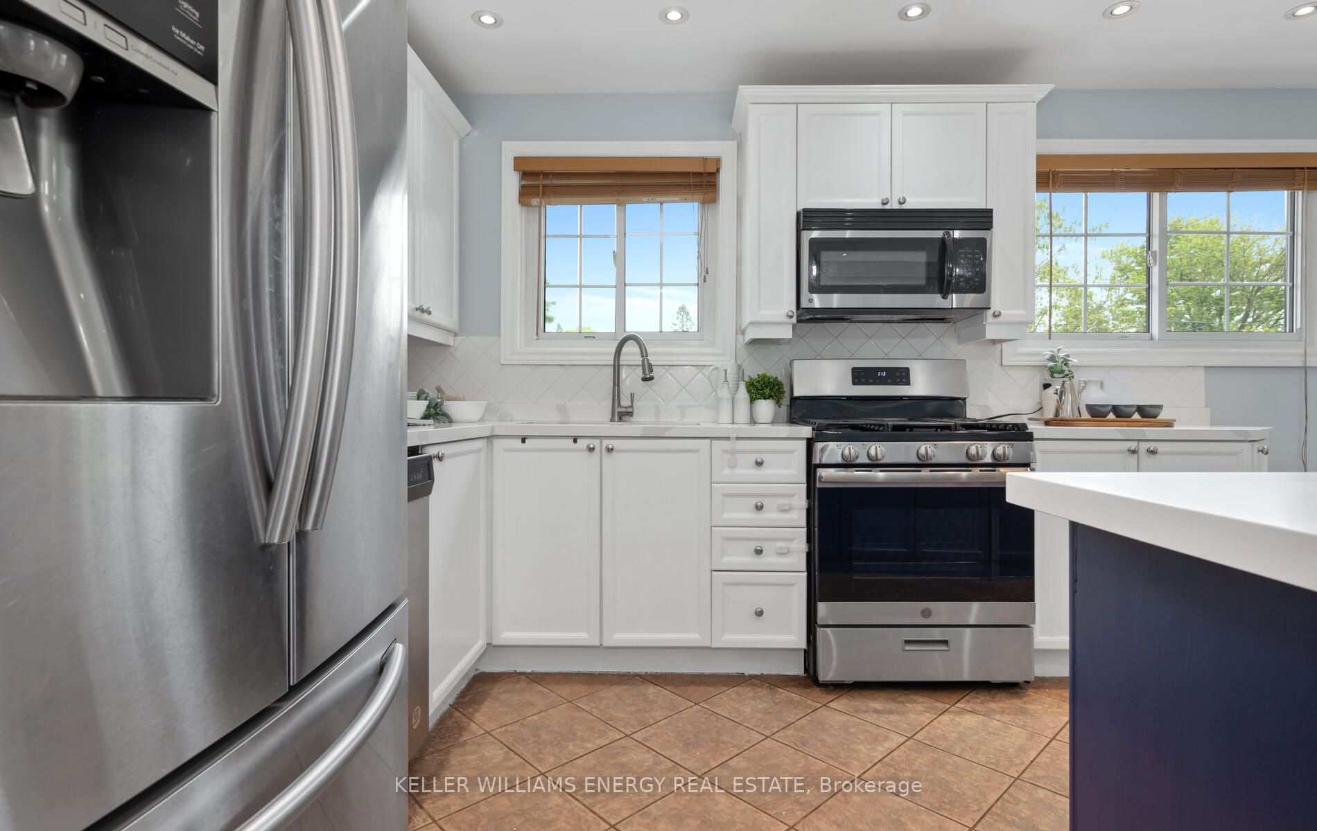 Listing E6006636 - Large Photo # 12