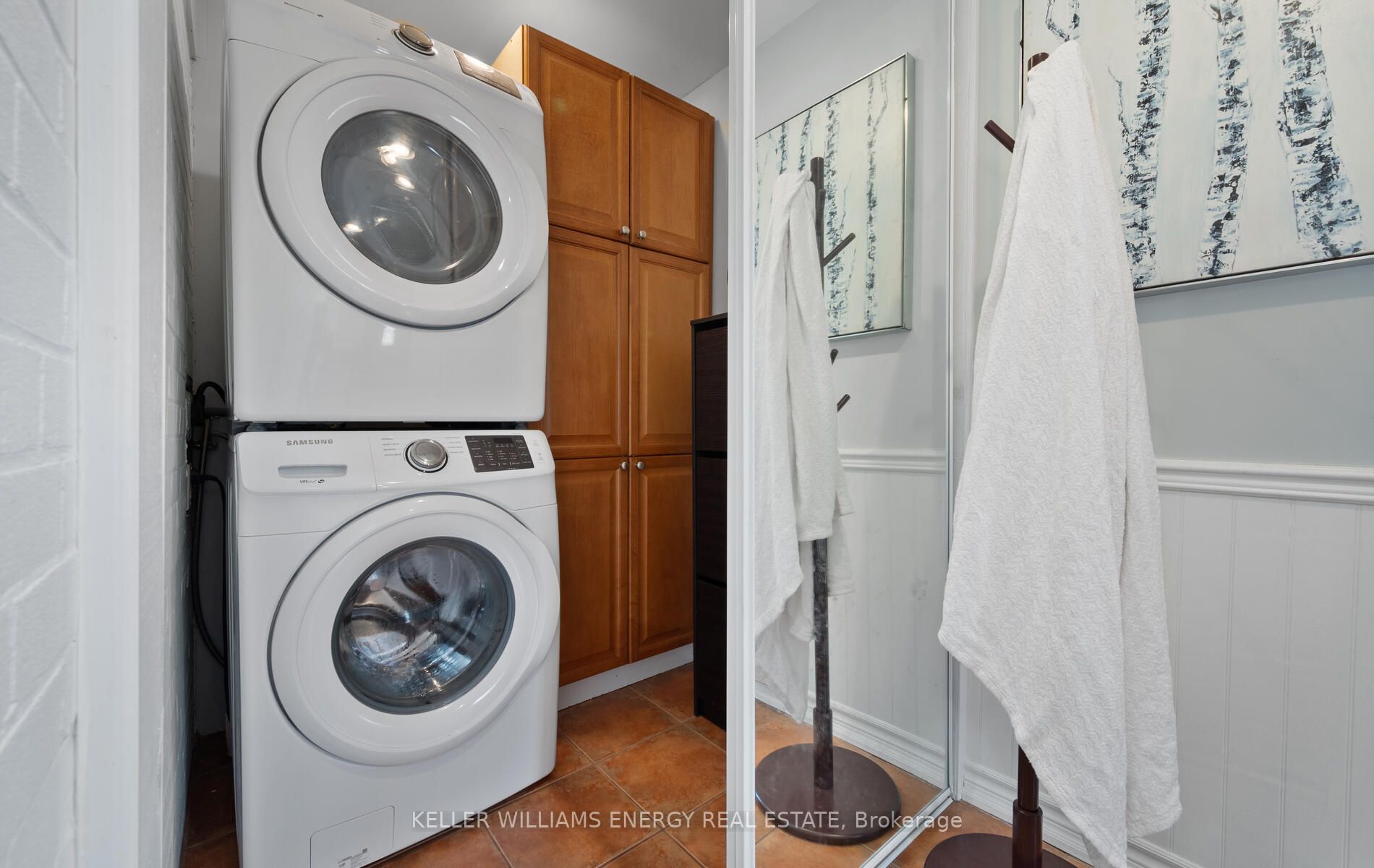 Listing E6006636 - Large Photo # 28