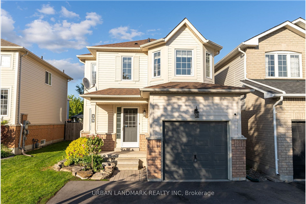 15 Redfern Cres, Clarington