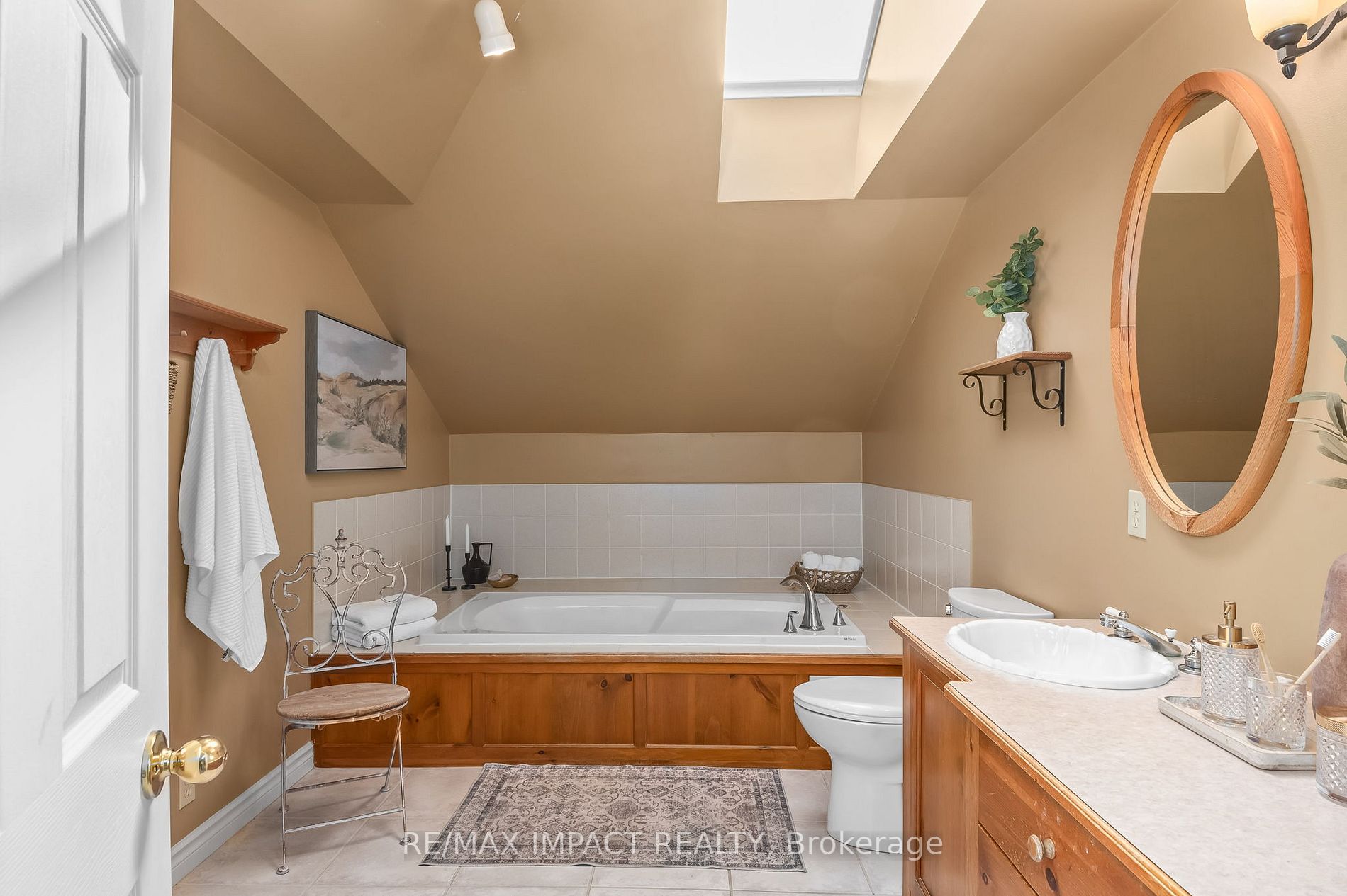 Listing E6007244 - Large Photo # 28