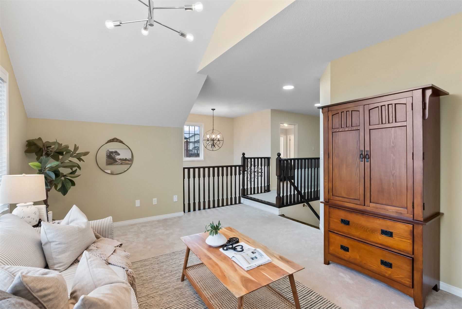 1381 Clearbrook Dr