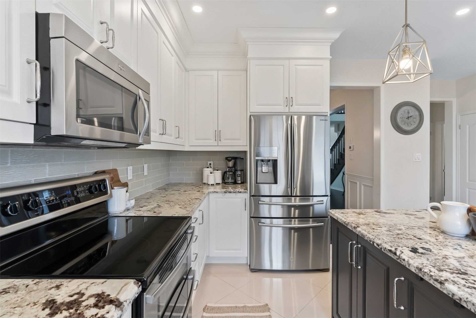 1381 Clearbrook Dr
