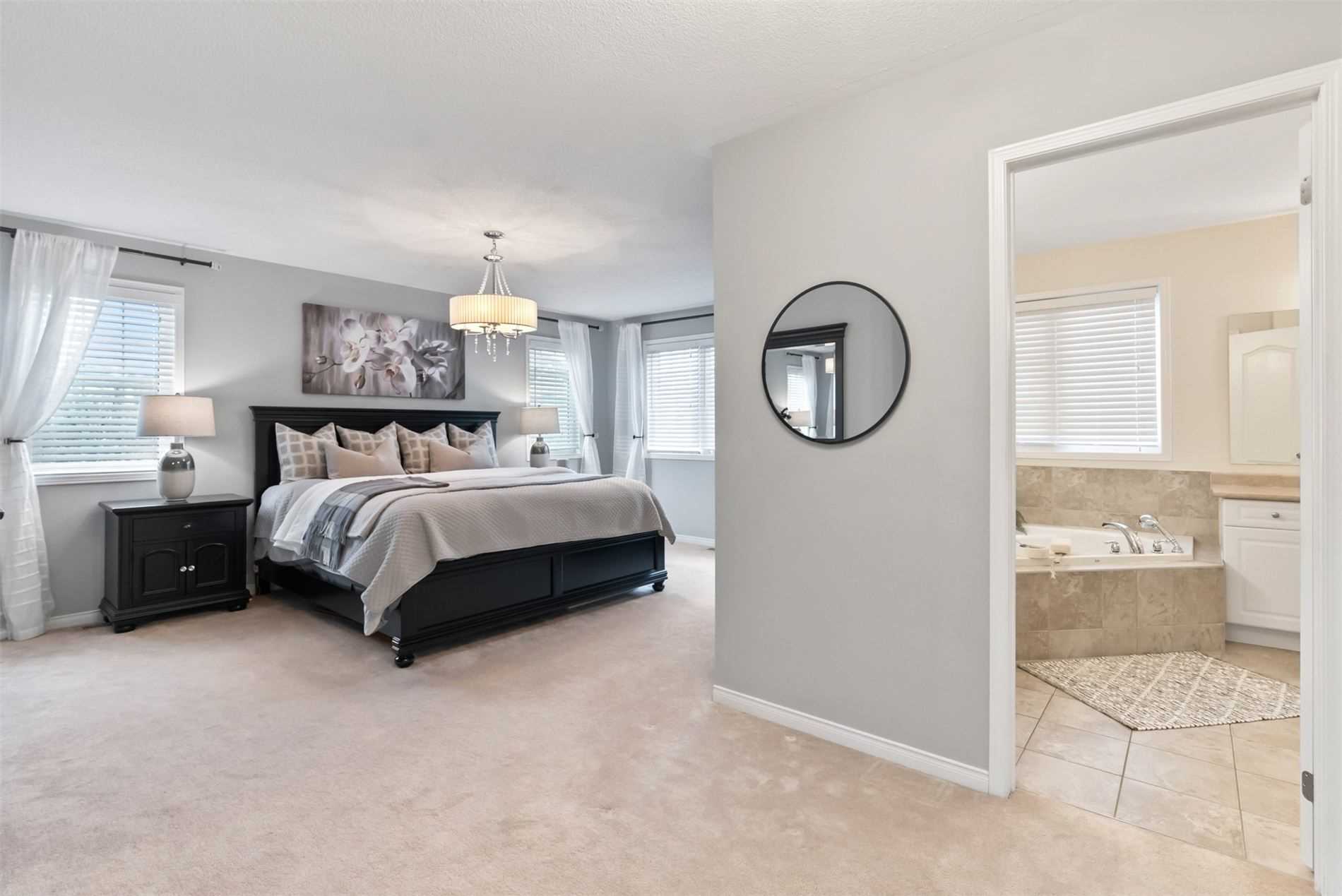 1381 Clearbrook Dr