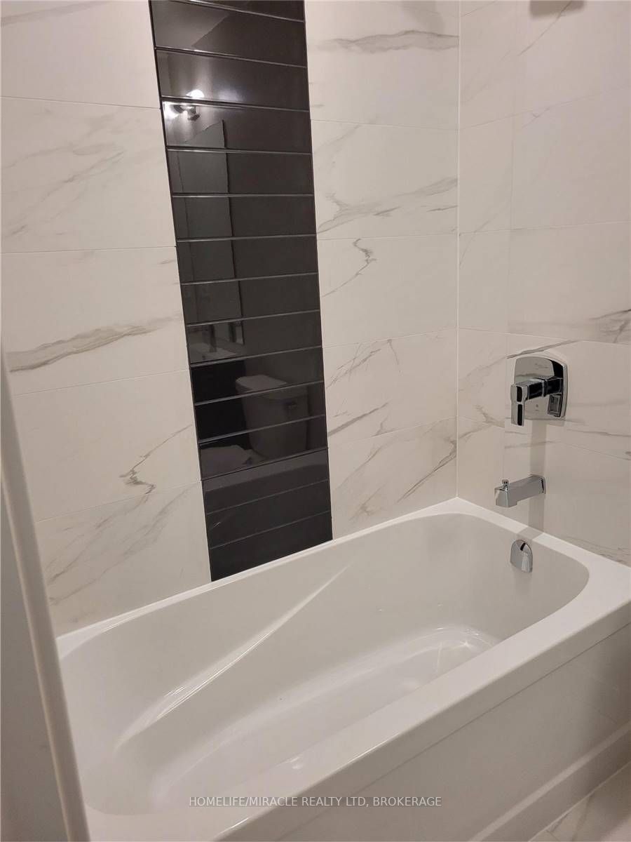 2201 Kingston Rd, #502