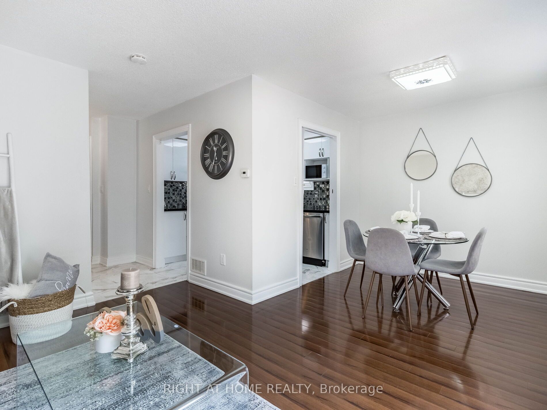 Listing E6008908 - Large Photo # 7